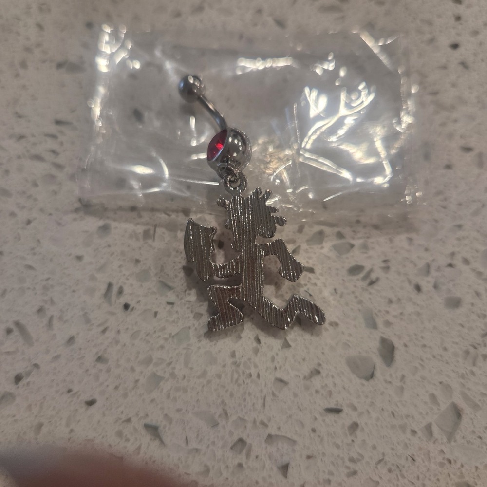 Dark Red Hatchetman Belly Button Ring With Red Gem Sparkle Icp Juggalo - Picture 3 of 3